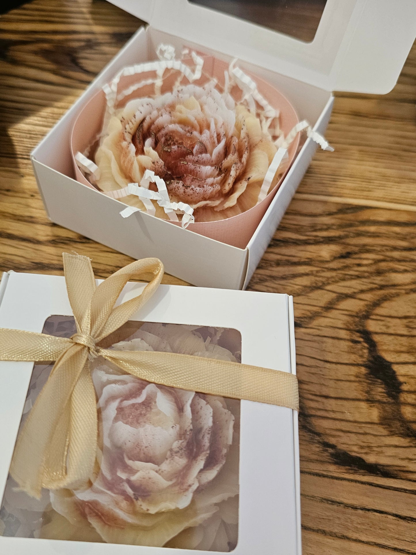 Strawberry Pot Rose SOAP Gifts & Treats