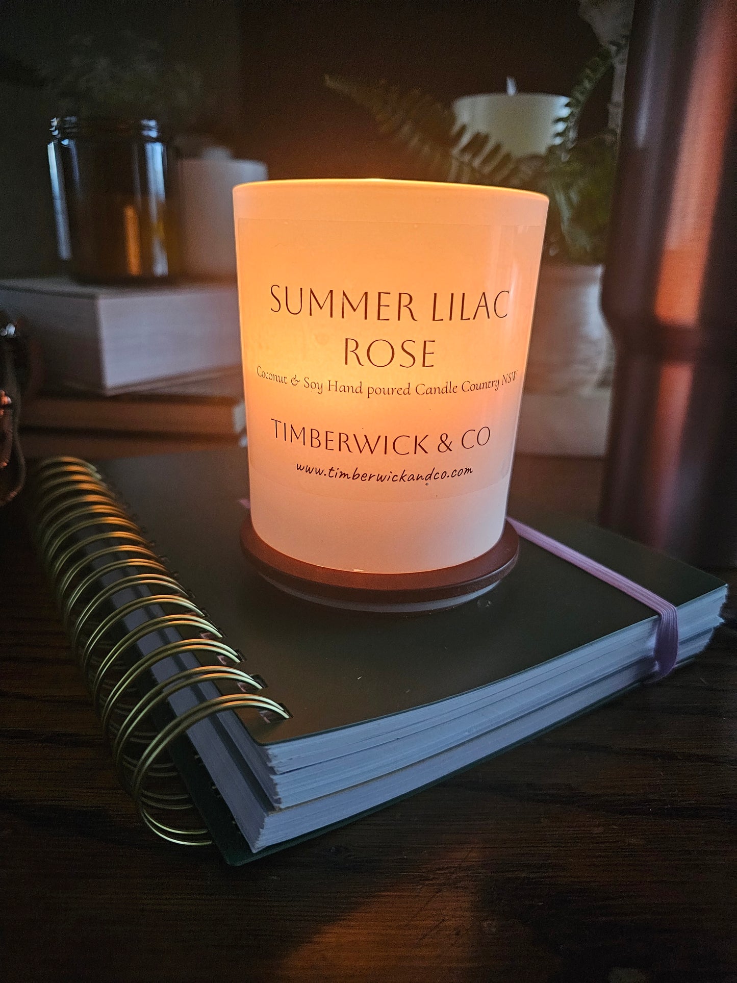 WHITE with Timber Lid 500g - Premium Hand Poured Coconut Soy  Australian Made